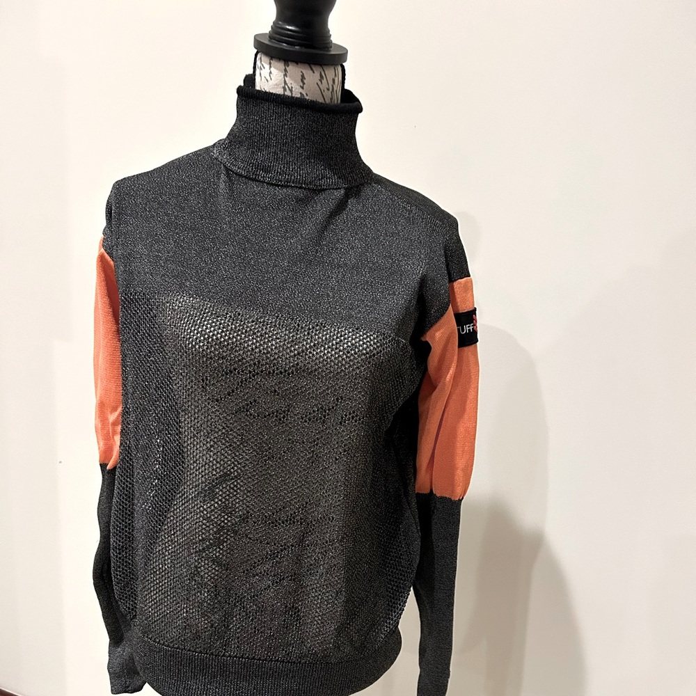 Tuff n lite Keel pullover with thumbholes size smalll